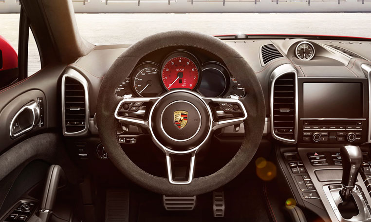Ride A Porsche Cayenne Turbo Dubai Airport